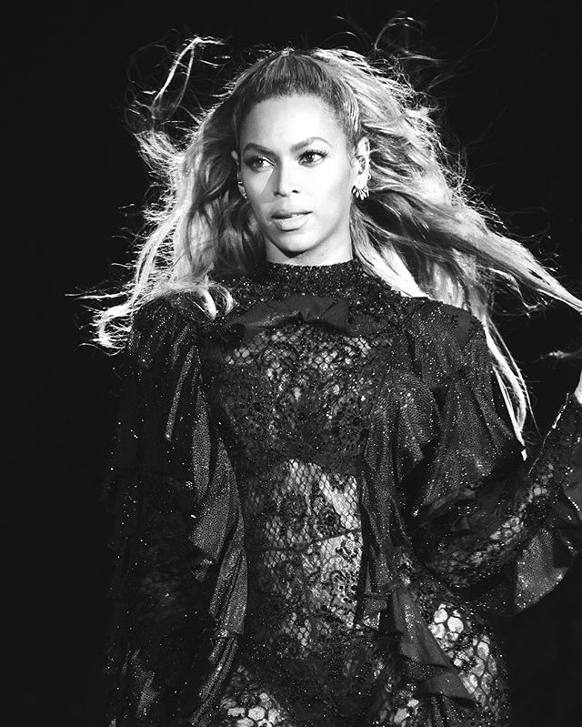 Beyoncé >> The Formation World Tour - Página 42 CsY5i0nWAAAmJY8