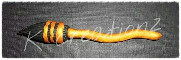K_creationz101's tweet photo. A few more halloween items all can be made bigger #handmade #halloween #creationz #kcreationz101 https://t.co/kxvQL7c1Yq