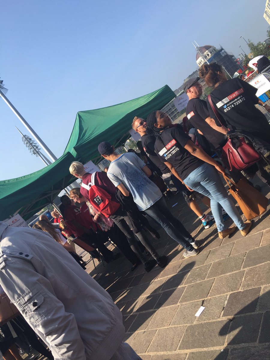 LifelineBradfrd's tweet photo. Tune into BBC radio Leeds live coverage from #LoveBradford world record attempt! watch out for us! #LifelineProject https://t.co/h64mhRTKRO