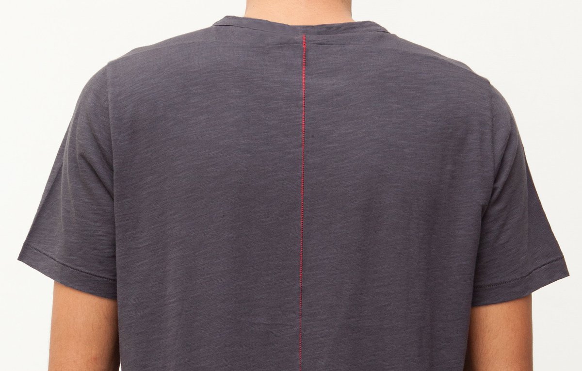 HomecoreParis's tweet photo. •  RODGER • NEW COLOR AW16 • un de nos basics avec sa couture marquée sur  la clavicule #douceur #100%cotton https://t.co/SwwRJJo4WQ