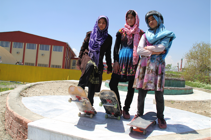 NSSCompany's tweet photo. Join the movement!!  Skate don't Hateand make it a better world!! https://t.co/P8SU0Qadr2 https://t.co/kbN5dygb7b