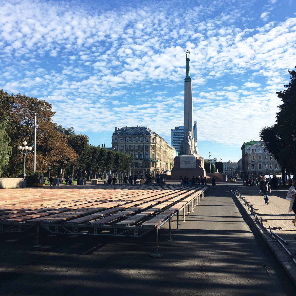 LFS_floorball's tweet image. Sākusies laukuma būve 17.septembra Florbola maratonam #florbols #BeActive #BeActiveLATVIA