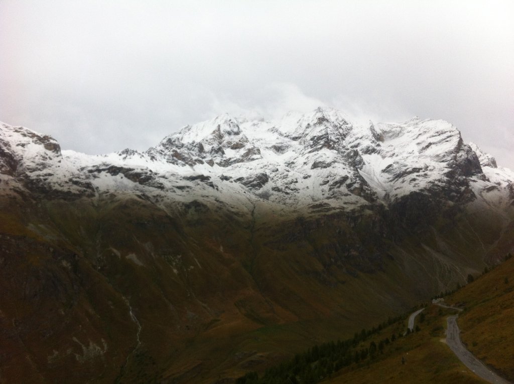 VALAGENCE's tweet photo. #neige ⛄ #valdisere #valagence #iseran #savoie une belle surprise d' automne j-73 avant #premierestraces https://t.co/8K61QXvZuy