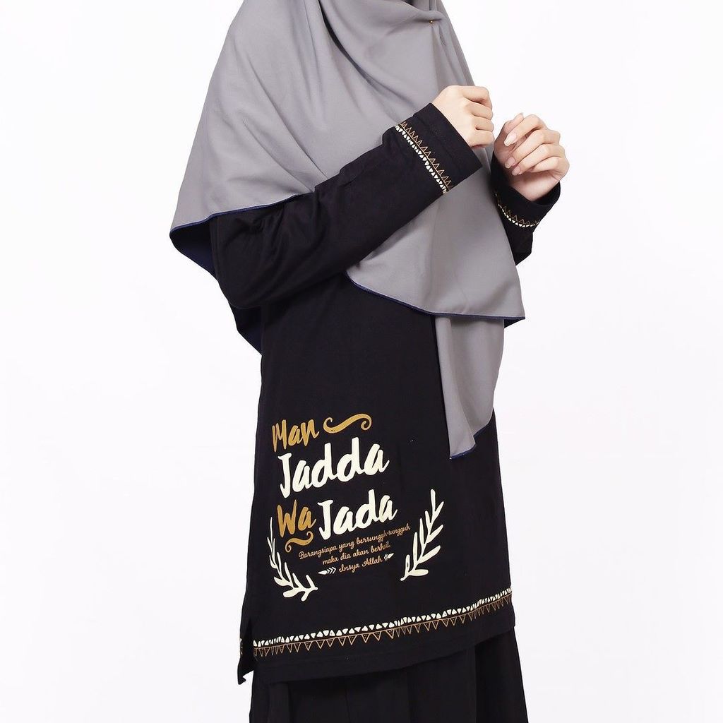distrohaydar's tweet photo. Kaos Muslimah "MANJADDA WAJADDA"
Produk unggulan dari Gerai Haydar, berbahan 100% Cotton C… https://t.co/PN90RWKnSg https://t.co/uyLuyXevpg