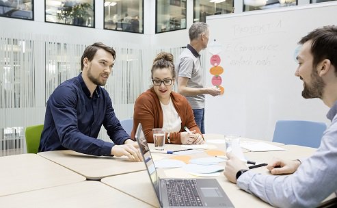 Workdates's tweet image. Students meet @PostSchweiz - Die gelbe Arbeitswelt hautnah erleben am 13.10. in Bern.
careerdate.net/events/student…