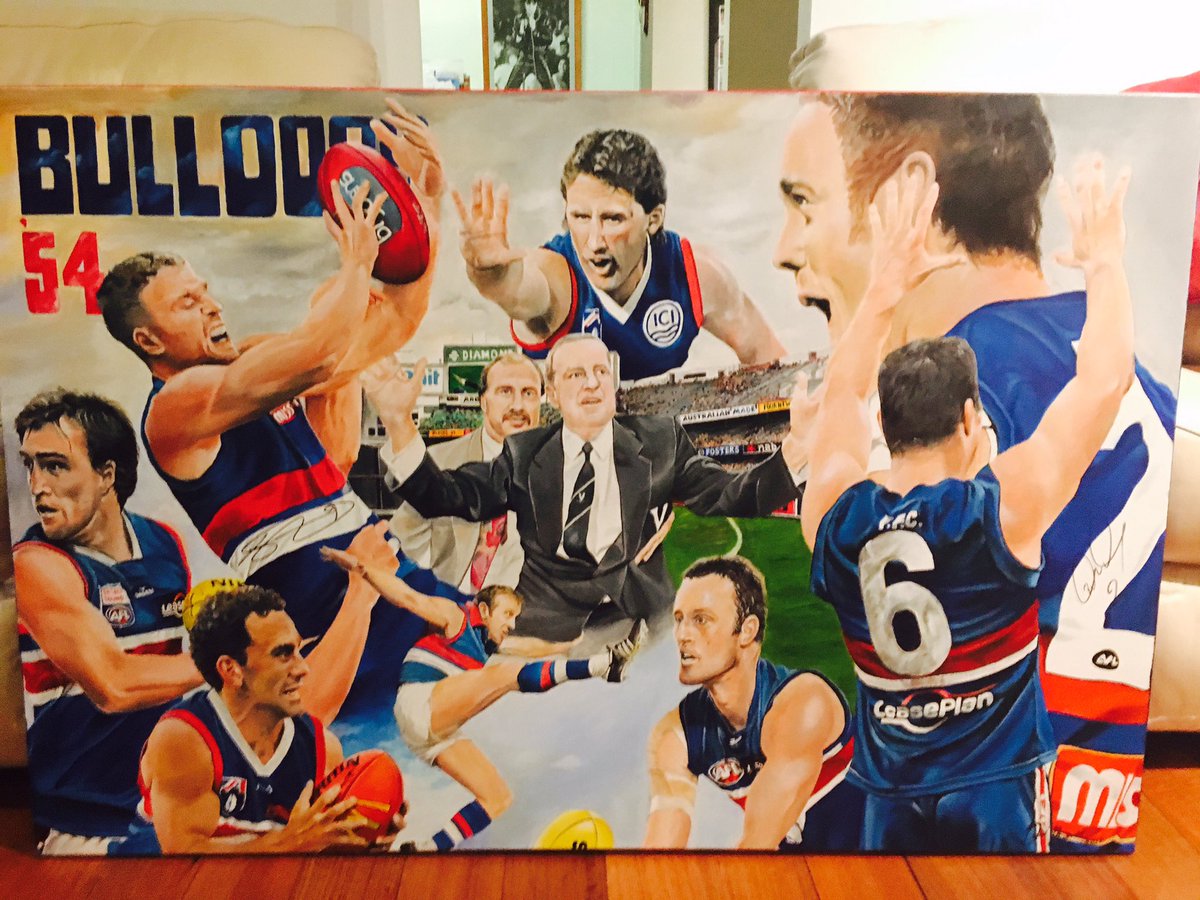 Pidgeon17's tweet photo. Massive thanks 2 @JStringer9 @BobMurphy02 4 signing my painting all the best 4 tomorrow @westernbulldogs #scraggers https://t.co/g1EQtGHFU0