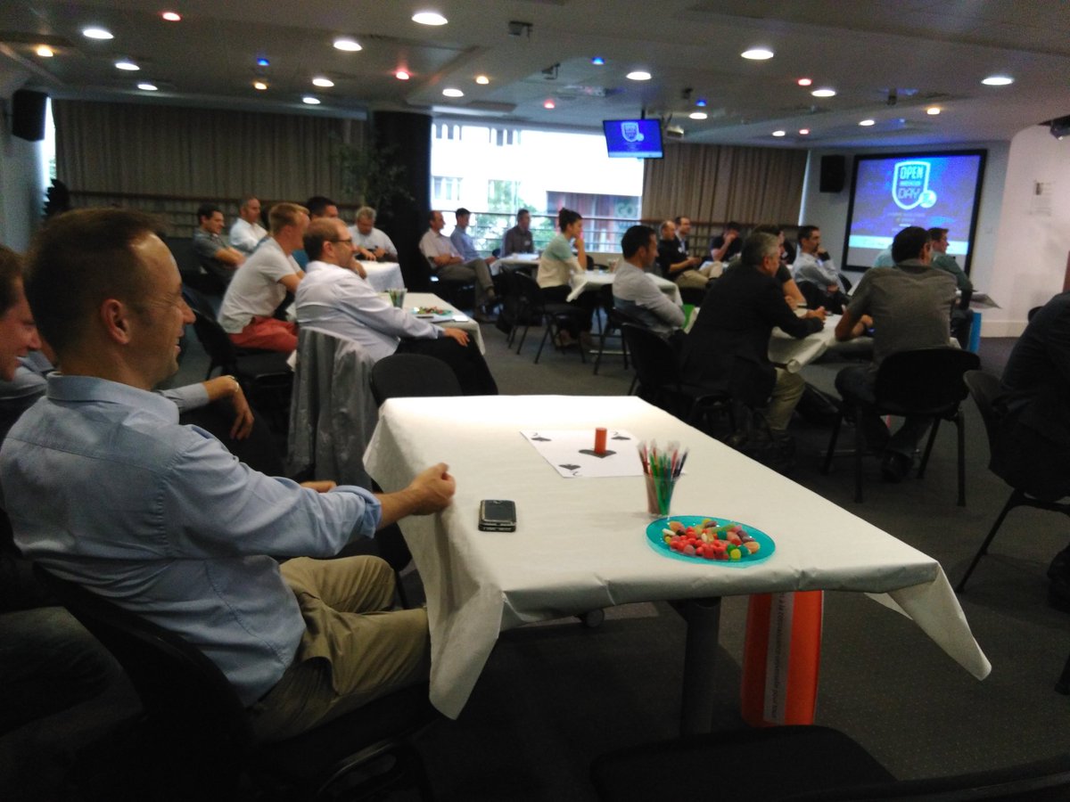 CantineNantes's tweet photo. Lancement de #OpenInnovDay avec les équipes d'industriels et les startups !  #openinnovation #nantes https://t.co/O8Gvjz6JjE