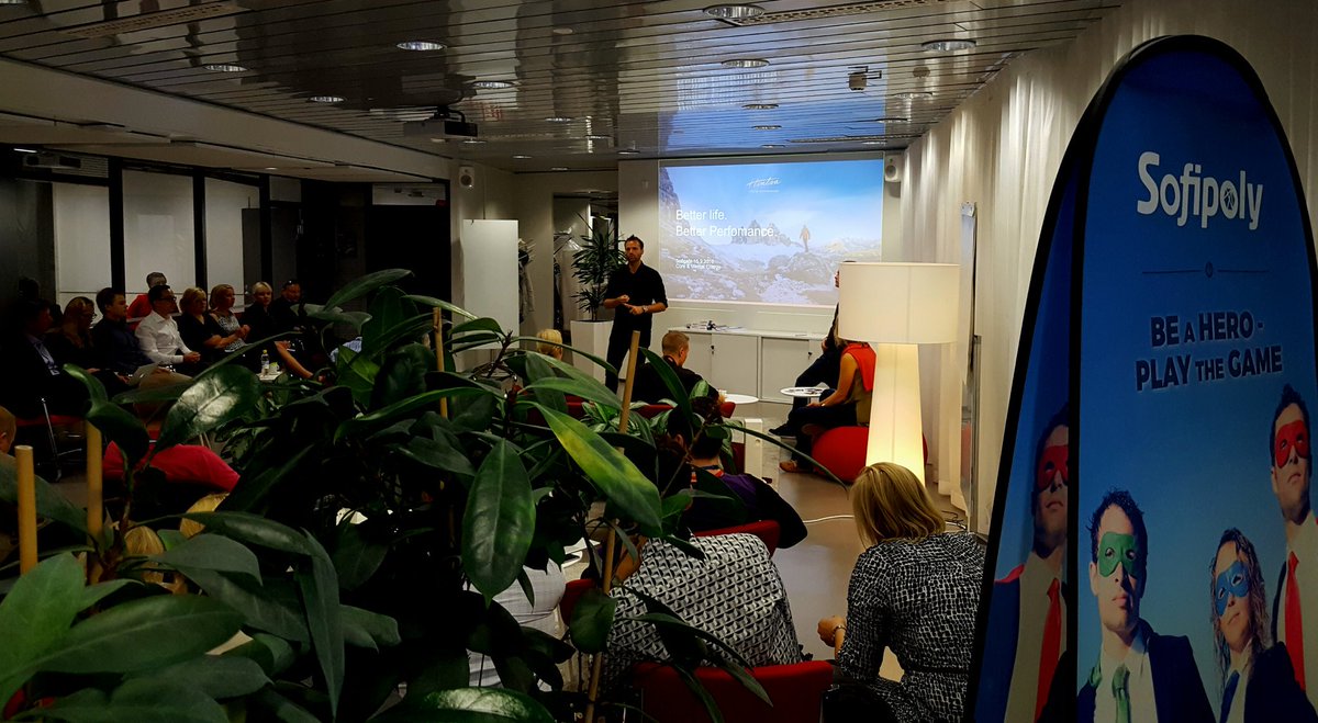 TimoSavolainen's tweet photo. Työhyvinvointia & pelaamista @Sofigate, @HintsaPerform valmennus alkamassa! #sofipoly #SofigateAtWork https://t.co/CJiqQQGsGV