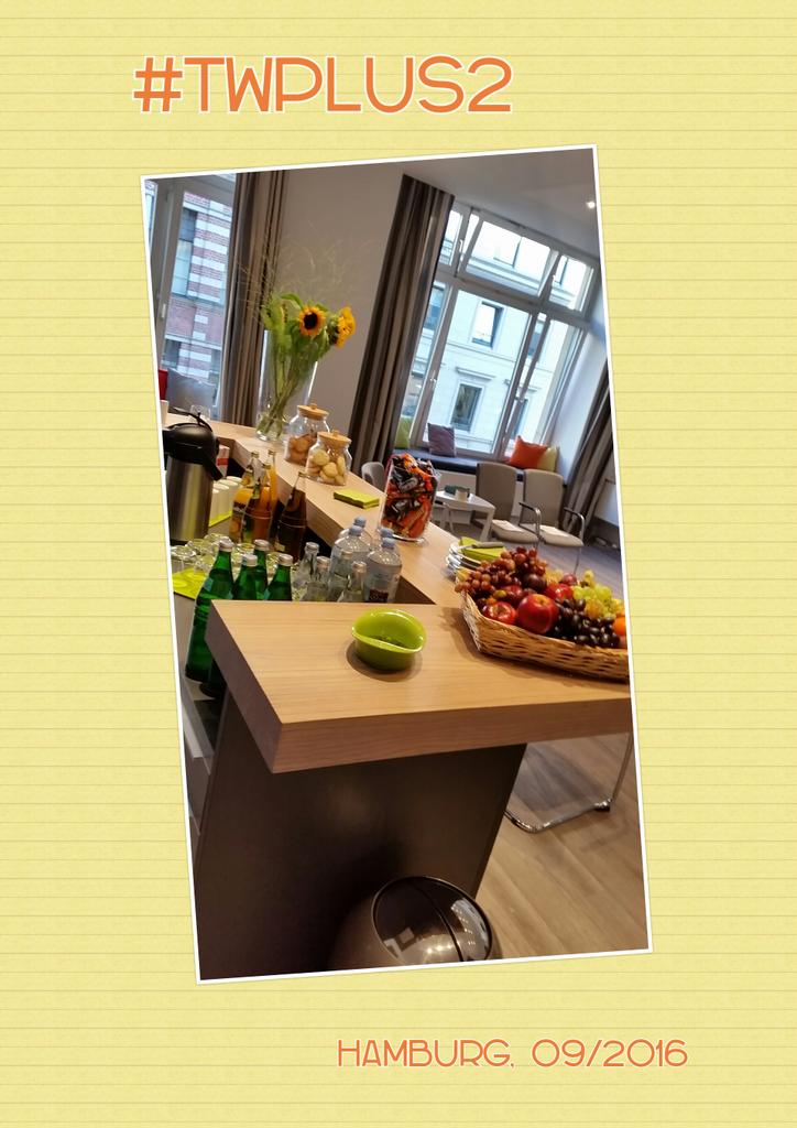 A_Gerlach's tweet photo. Ready! Gleich Start zum #Modul3 #twplus2 im wunderschönen #Hamburg mit @SvenjaHofert @teamworksgmbh https://t.co/TmoyJcnraG