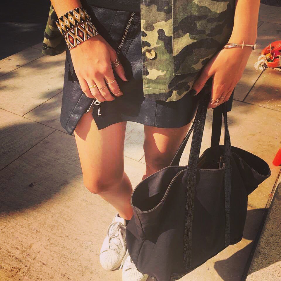 BarbrCvr's tweet photo. #Bordeaux #cintabali #bracelet #jewelry #vanessabruno #placedelabourse #meeting #fancy #dark #treilli #millitaire https://t.co/lF9YW8ctSi