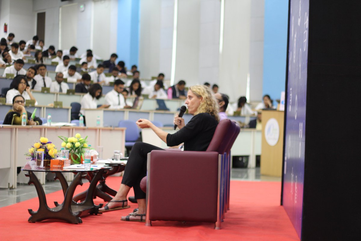 GreatLakes_MBA's tweet photo. Ms. Vlasta Dushil, HR-head, India, SAP expressing her opinion on keeping yourself abreast with trends #GLHCMC2016 https://t.co/7OB2VinoQG