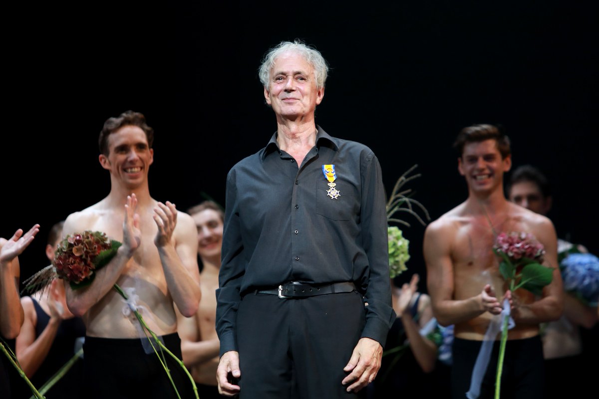 Bafloon's tweet photo. Toer van Schayk promoted to Officer in the Order of Orange-Nassau last night @Dutch Masters premiere #ballet #legend https://t.co/zPeP17NXpP