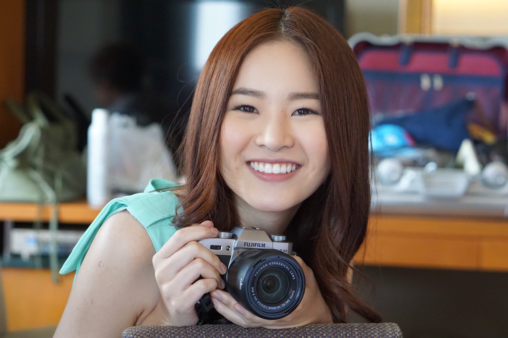 นี่ก็ตากล้องอีกคน 😊😝 <a href="/AppleLAPIS/">Apple Lapisara</a>