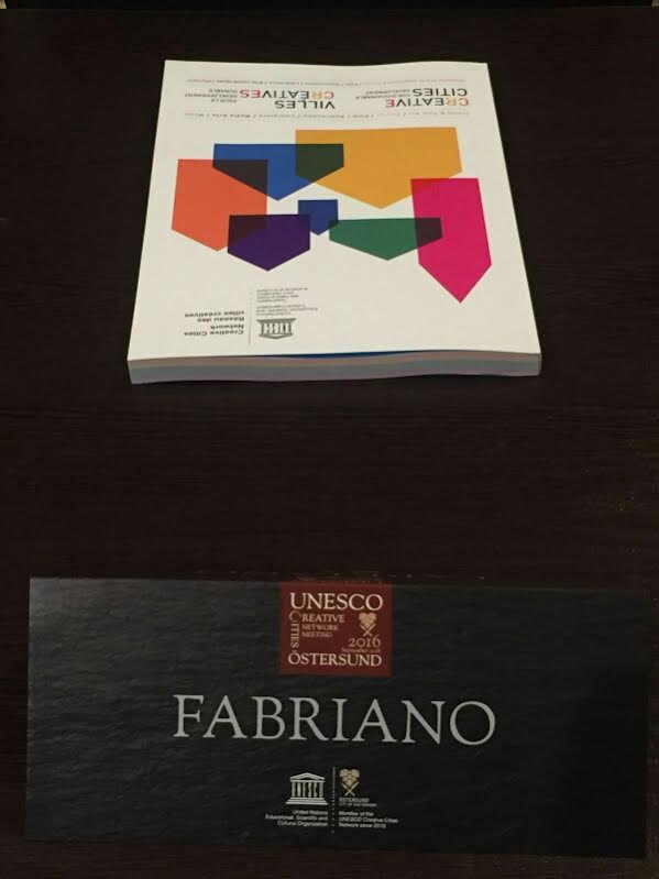 FabCreativa's tweet image. #Östersund, X Annual Meeting #UCCN, Conference hall - #Frösö island, #Fabriano Creative City's desk