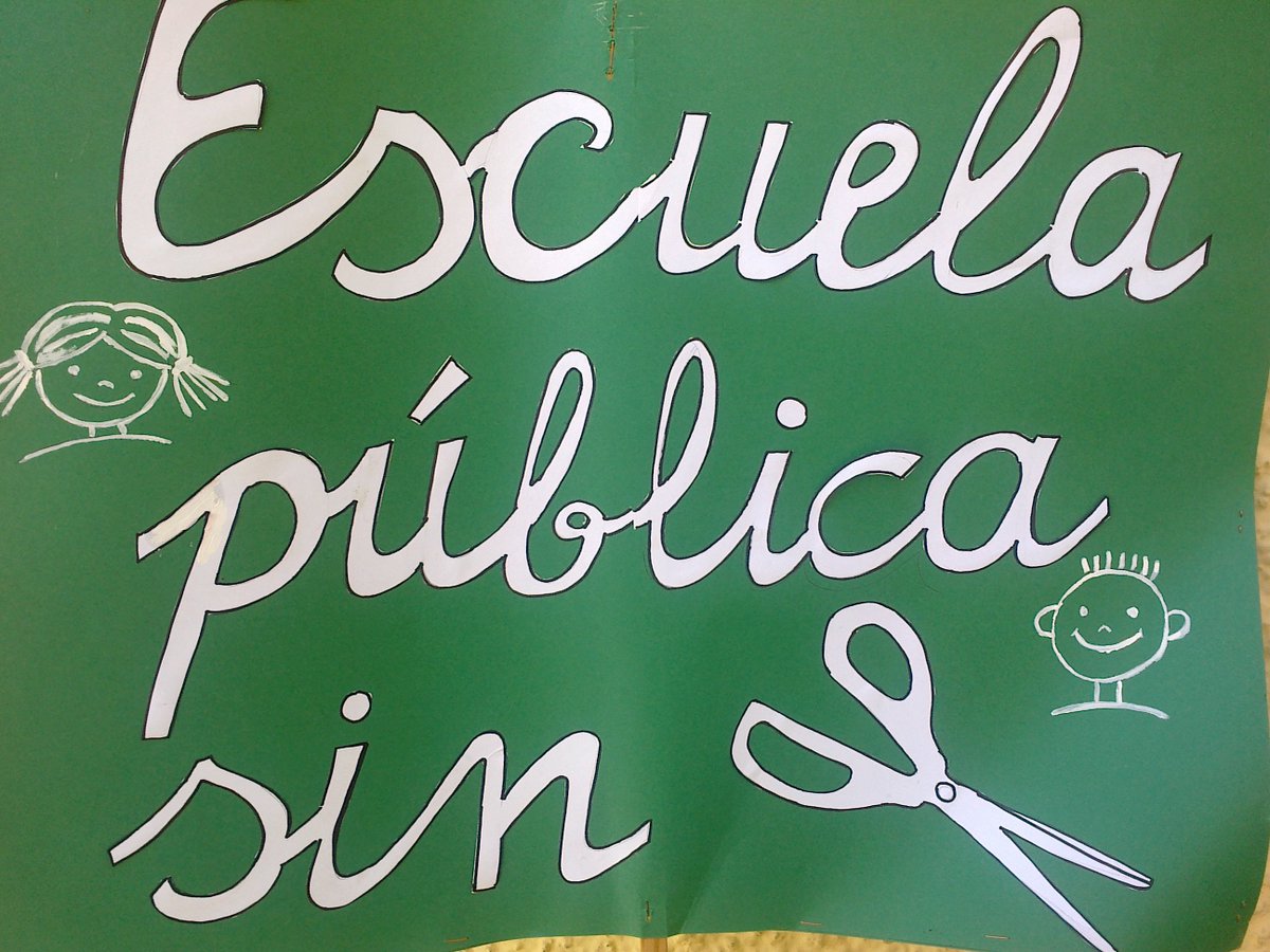 El_consciente's tweet photo. Recogidas 240.000 firmas contra las #reválidas d Wert y el modelo educativo del #PP (#LOMCE) https://t.co/7iWSbDcIH3 https://t.co/I9doqflm2w