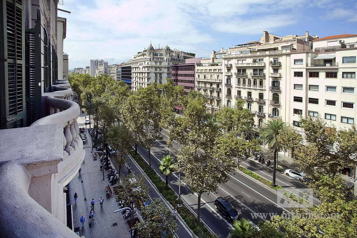 MONIKARUSCH's tweet photo. Hoy #jueves PISAZO en finca de carácter señorial.#espectacular #nice #amazing #lovelyplaces #barcelona #realestate https://t.co/dLWxebUfxc