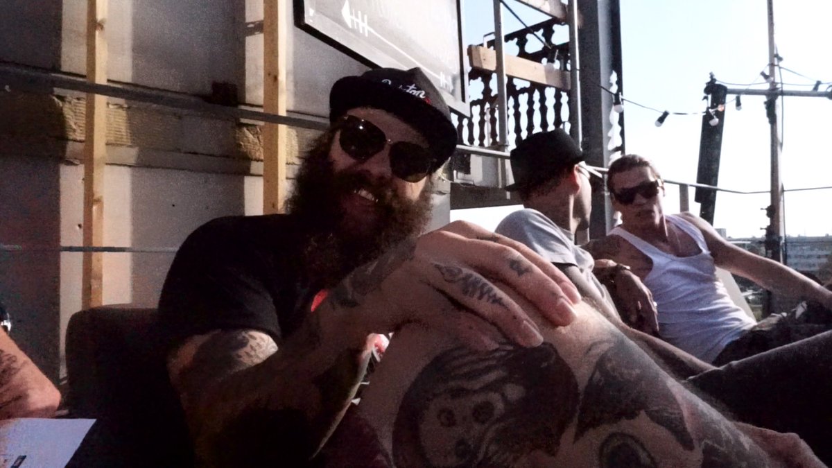 Na de zomerstop is <a href="/Schiebiza/">Schiebiza</a> weer terug! <a href="/RoxeanneHazes/">Roxeanne Hazes</a> komt langs voor een tattoo. mkrs.ch/schiebiza-11 #tattoo