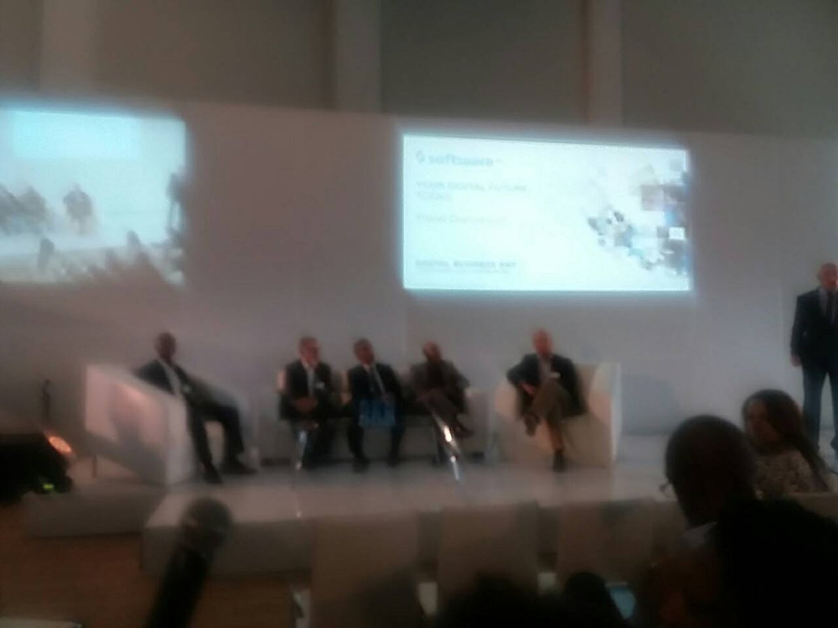 kakonotech's tweet photo. #digitalbusinessday2016 #dbd2016 @SoftwareAG @erlandasker on International Case Uses - https://t.co/FOT5g8CU93 https://t.co/ClsHaTDvfq