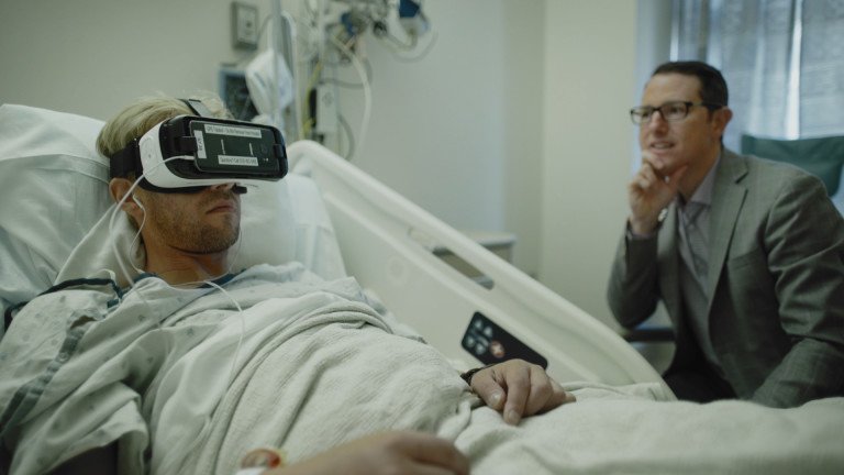 mecomed_me's tweet photo. Hospitals give patients a dose of #virtualreality as #painrelief method #medtech https://t.co/UyqwfR5pgd https://t.co/XLmRc29Ztq