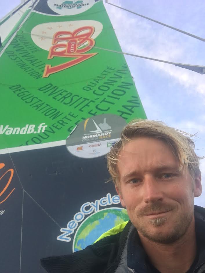 VandBOfficiel's tweet photo. VOILE #NCR2016 : Photos du matin sur le V and B toujours en 4e place. GO @MS_SAILINGTEAM @AssoClass40 @NormandyRace https://t.co/fp0m7hMha9