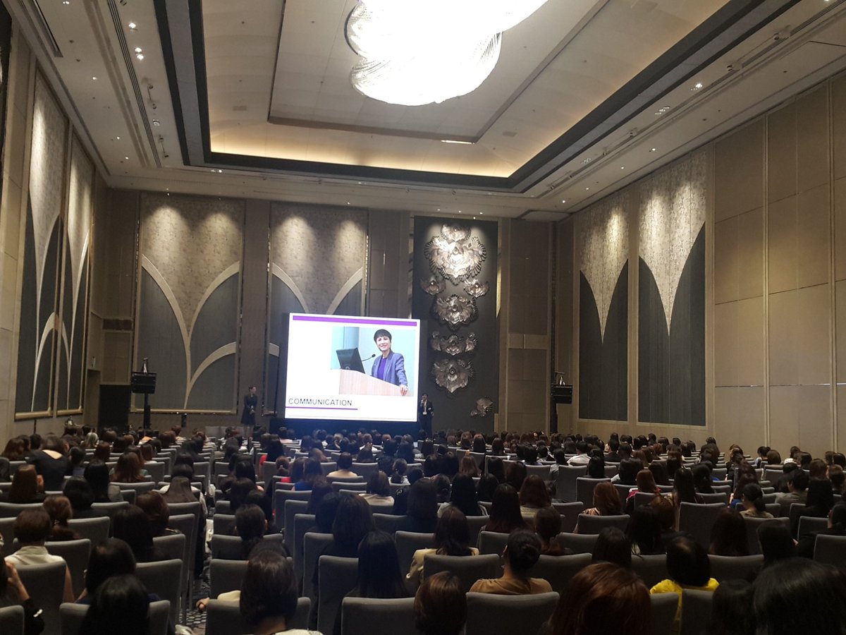 FilipinaCEO's tweet photo. Speaking now is Violi Remo, Former President, Pfizer Inc and Vanessa Suatengco, GM, Diamond Hotel. 

#fccinspired https://t.co/iTNquanW0V