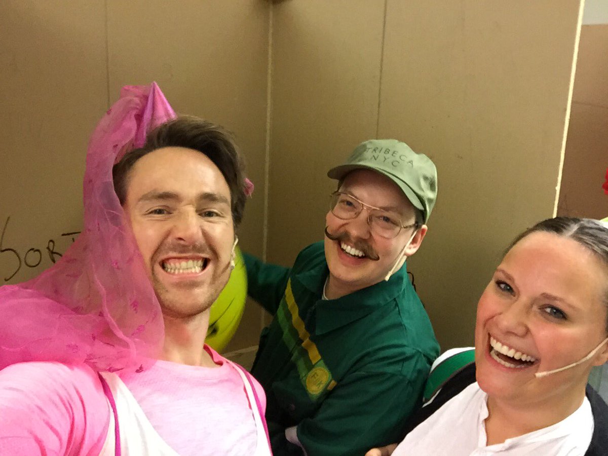 KmOpra's tweet photo. Klare backstage for to nye (siste) forestillinger med Piffi. Folkets hus på Ranheim kl. 11 og Spongdal skole kl. 18 https://t.co/m6lHz0yAF4