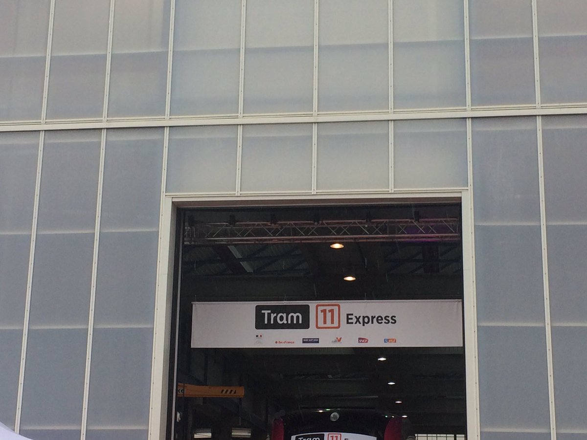 pardoclaire's tweet image. A 10 mois de la mise en service du  T11! Bravo aux équipes @SNCFReseau #LeReseauAvanceIDF