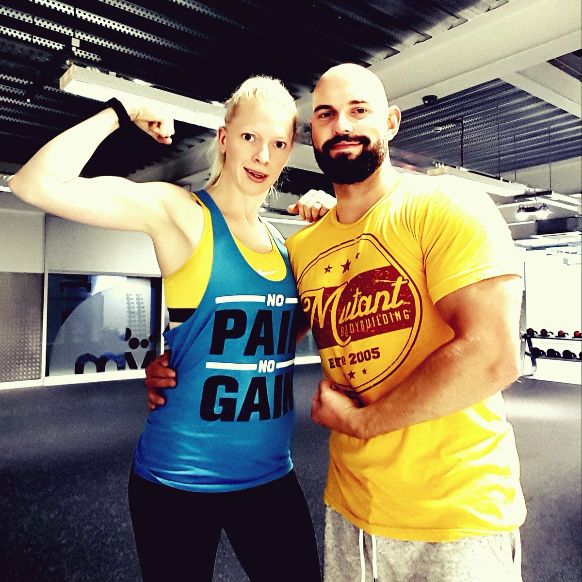 TeamStone08's tweet photo. The real teamstone #husbandandwifeteam #gymbuddy #gymtime #morningmotivation 💪💪💪🏋🏋🏋 https://t.co/TEcTZAUeq8