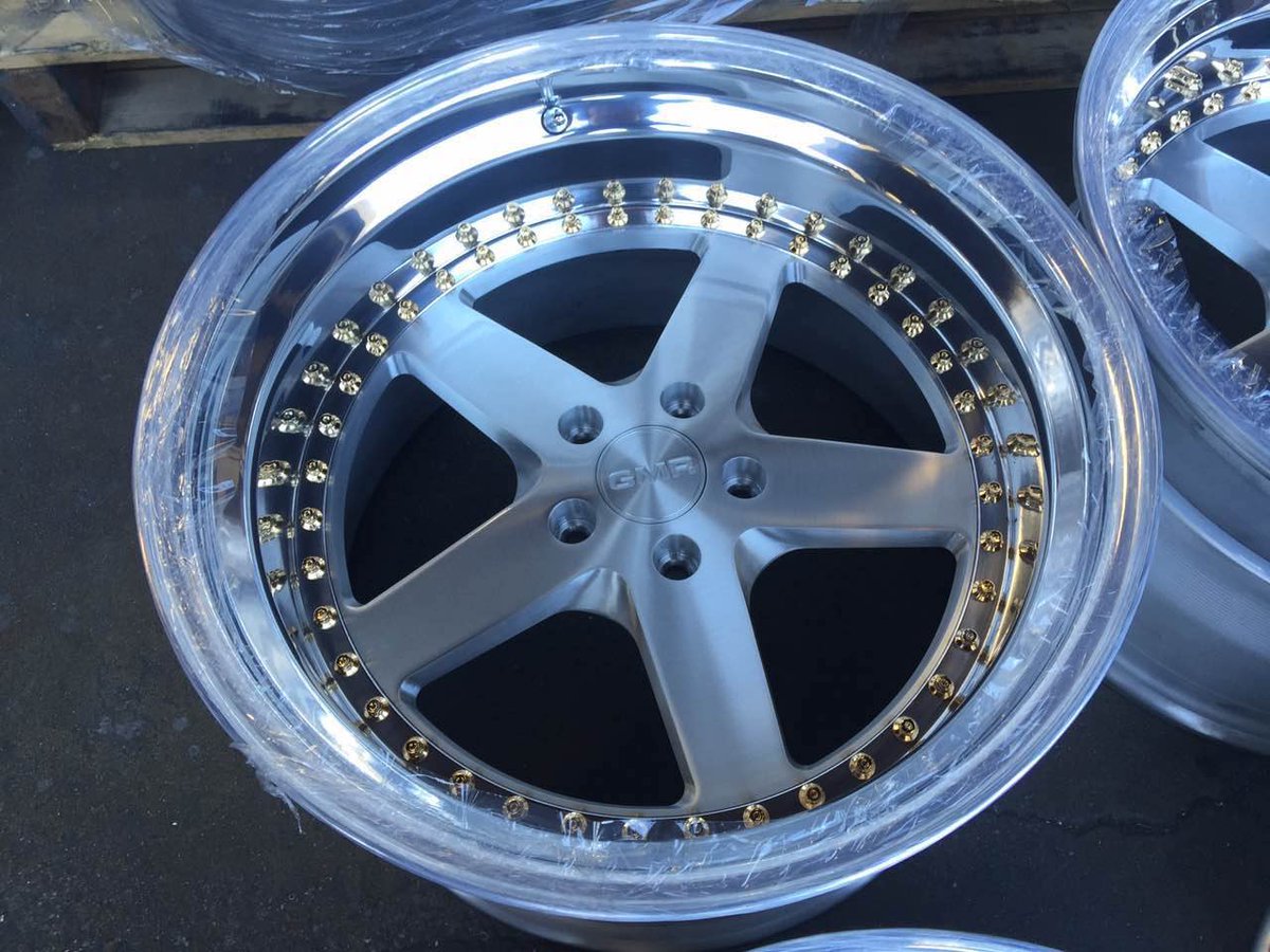 lailai0804's tweet photo. GMR wheels
DS - 1 
5x114.3
19x10 -3 4" lip
19x11.5 +1 4.5" lip
24k 镀金螺丝 阶梯边
明日启程发回国 https://t.co/x8QoHCpcGp
