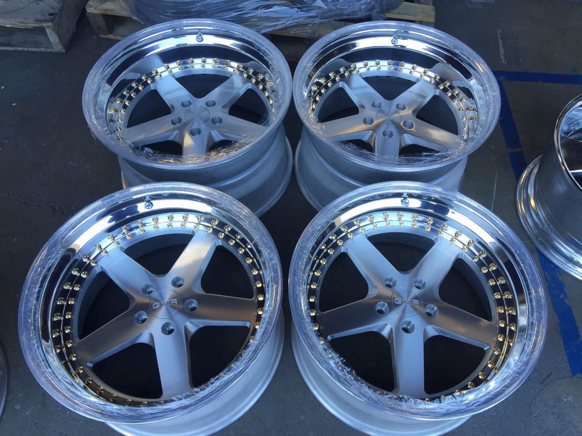 lailai0804's tweet photo. GMR wheels
DS - 1 
5x114.3
19x10 -3 4" lip
19x11.5 +1 4.5" lip
24k 镀金螺丝 阶梯边
明日启程发回国 https://t.co/x8QoHCpcGp