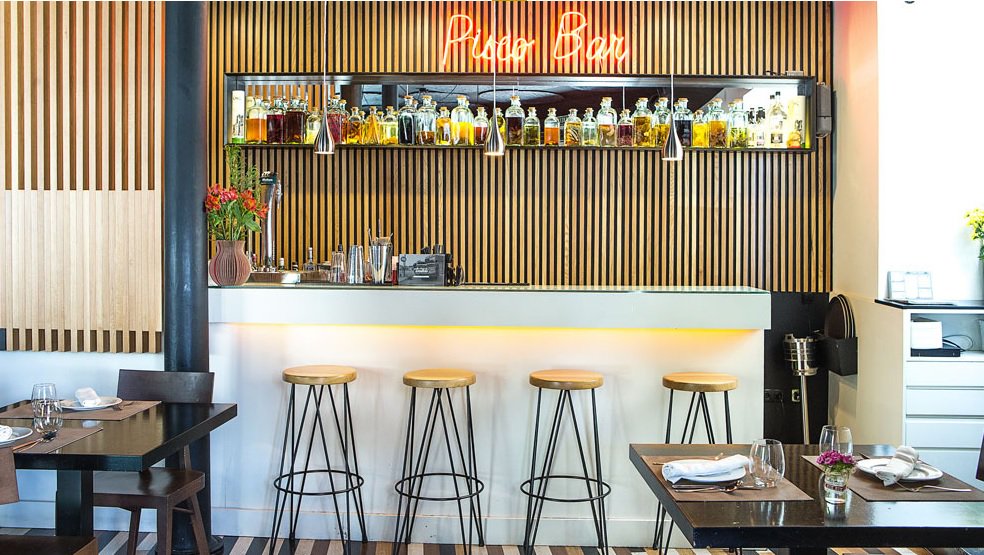 mystiloshop's tweet photo. ¡Hoy toca afterwork y lo sabes! Aquí 10 locales geniales en Madrid: https://t.co/yjYTHPhiSu Vía: @fueradeserie https://t.co/EQIUYZitjP