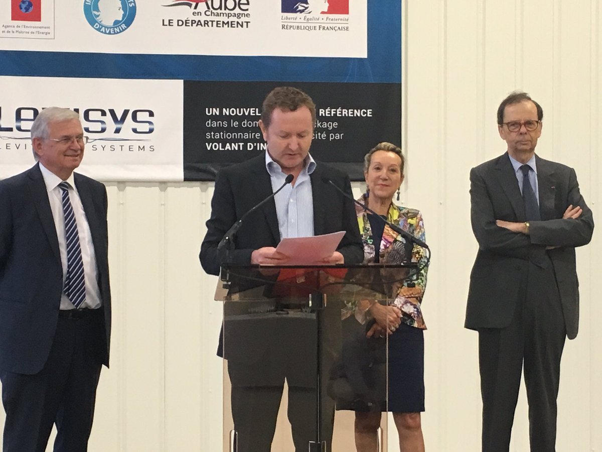TechnopoleAube's tweet photo. Un bâtiment innovant pour accueillir une innovation conséquente @AubeDepartement #levisys #satmanager https://t.co/MPu9fRyyVO