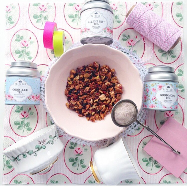 Teabfor's tweet photo. Tea Affairs #teabfor #teaaddict #tealover #teaparty #afternoontea #teafortwo #tea4me #chinaware #mug #teacups https://t.co/tokWrWKZiY