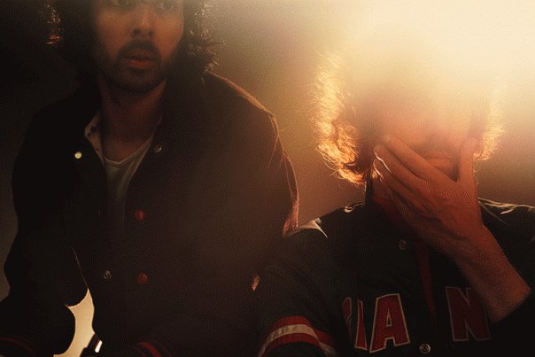 lesinrocks's tweet photo. Justice est bel et bien de retour. Nouveau morceau en écoute avant l'album https://t.co/RnsMD7bT48 https://t.co/YmPZBJSUy7