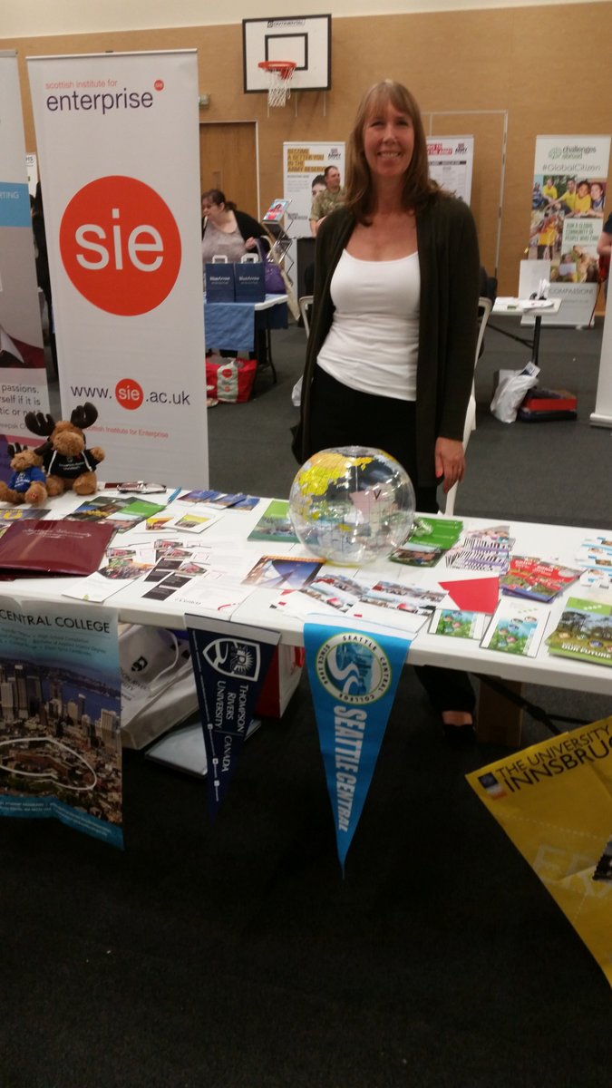 ICStudentEngage's tweet photo. More pics from a successful #ICFRESHERS @ic_uhi https://t.co/JlnBcmSDdz