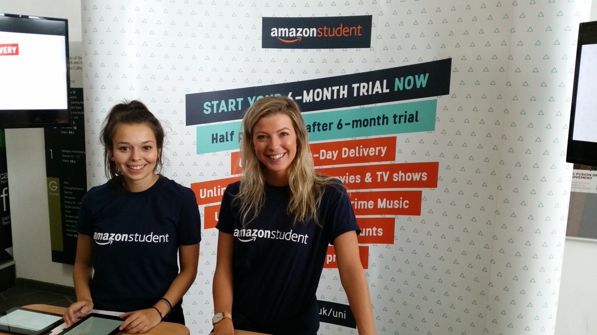 ICStudentEngage's tweet photo. #ICFRESHERS good to see @bluearrowgroup @fire_scot @HLHArchives &amp; @AmazonStudentUK https://t.co/86ZQUQZOwu