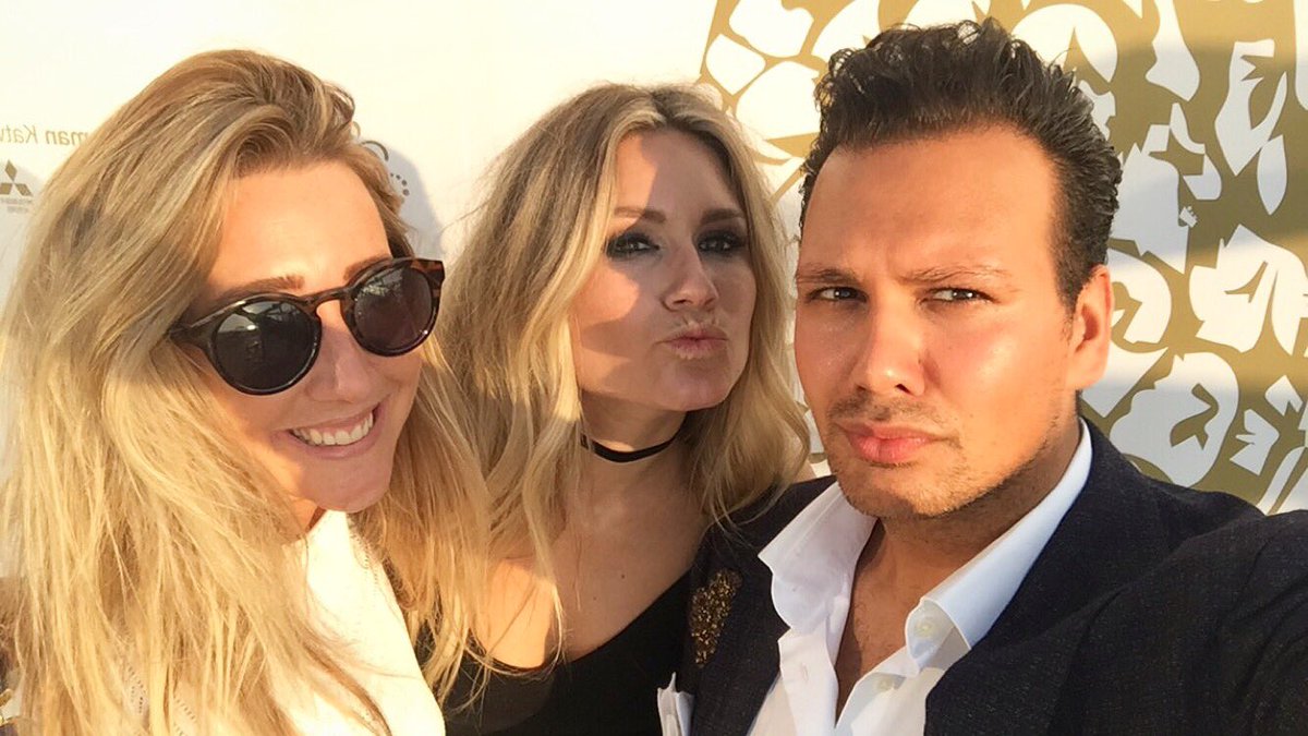 Gisteravond een modeshow gepresenteerd voor <a href="/haasnootmode/">Haasnoot Mode</a> in Katwijk samen met de heerlijke <a href="/nikkieplessen/">Nikkie Plessen</a>