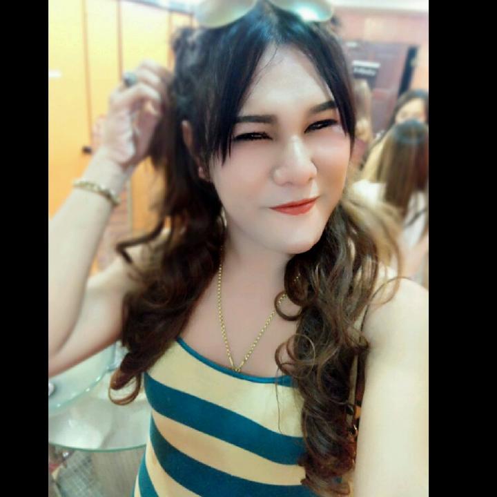 vava1546's tweet photo. Join my LIVE > อันยองงง on #BIGOLIVE. https://t.co/bcaPD3L646 https://t.co/2reAmBpLYR