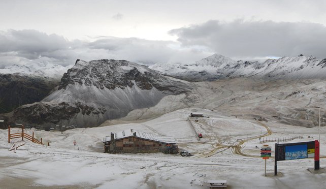 VALAGENCE's tweet photo. Great pic from @welove2ski this morning. It's a start! https://t.co/GGqmS1CiYy"