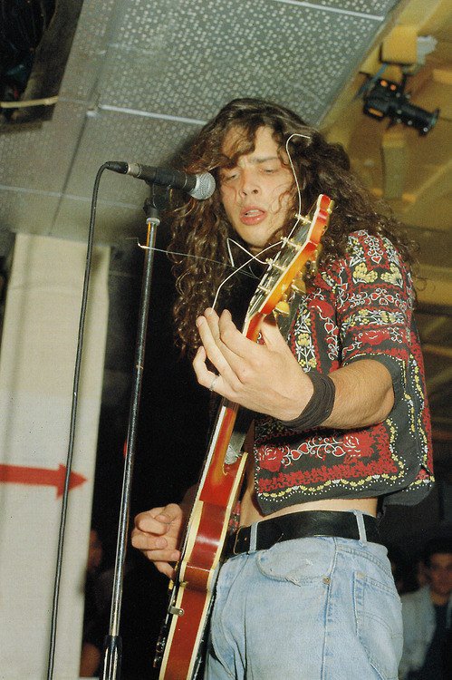 Taurus_2649's tweet photo. #chriscornell #soundgarden https://t.co/hRu7e4Gcv8