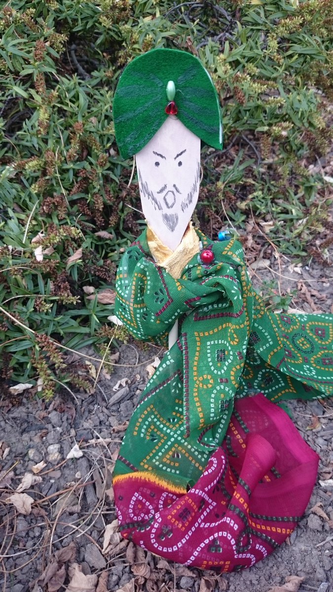 The first of many Arabian Merchants joined us today in @BAYHOUSESCHOOL! Art club continues next wk <a href="/Drama_BayH/">Drama@Bayhouse</a> #team