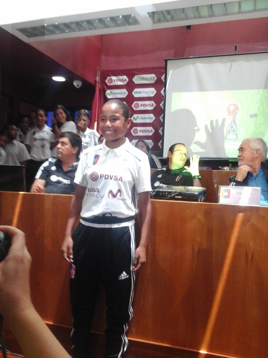 la_academiapc's tweet photo. #Vinotinto @FemeninoFVF

Nuestra académica MARÍA CAZORLA representará a Venezuela en el Mundial de Jordania. https://t.co/LdKv35pgxh
