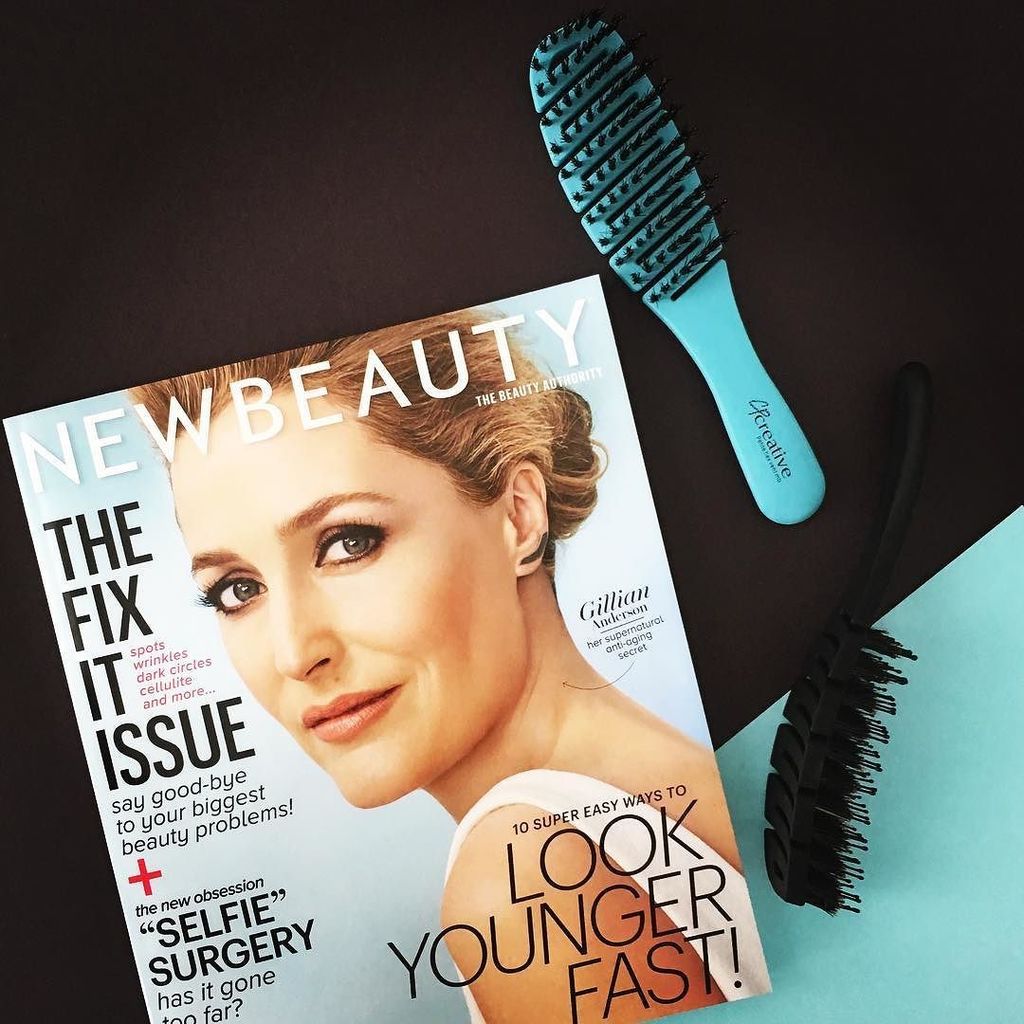 creativebrushes's tweet photo. Beauty reinvented. Our new flex vent petite is great on wet or dry hair. Detangle without snagging. 💎👌🏽 #creativebr… https://t.co/wZTdcIYR7G
