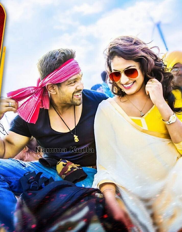 BahaddurShekar's tweet photo. #BHARJARI_EXCLUSIVE PIC
MY #BOSS @DHRUVASARJA😊☺  ANNA
@HariPrriya6😀☺
Coming_soon......jai hanuman☺ https://t.co/noOpCiwa9l