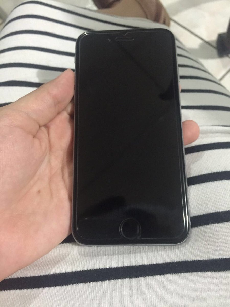 FefeZelaya's tweet photo. CHIC@S VENDO IPHONE 6 DE 16GB🤑 https://t.co/8zpP6LP5q5