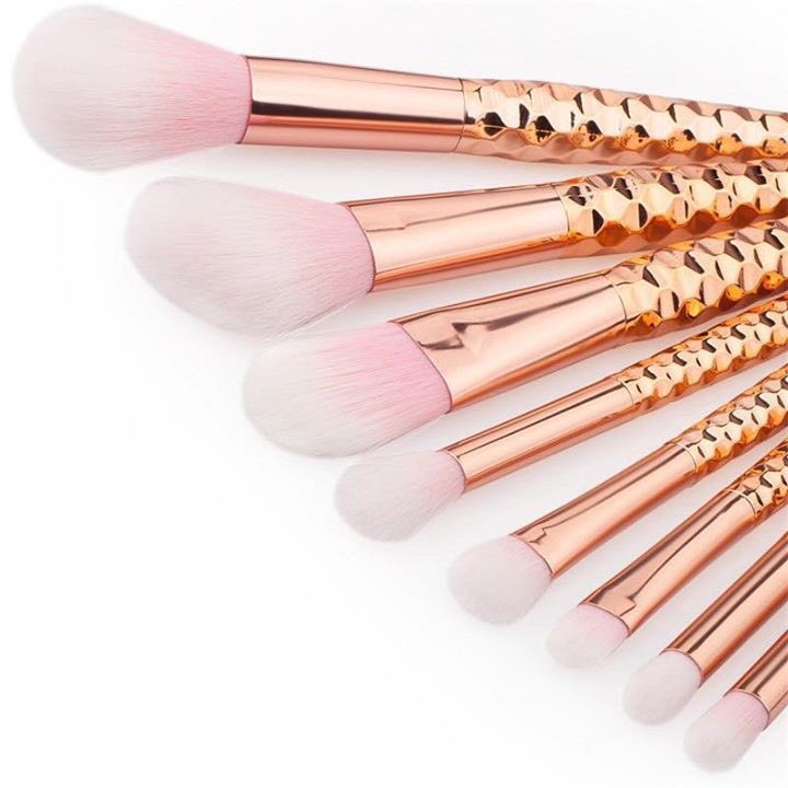 envydofficial's tweet photo. Who wants these makeup brushes 🙌🏼 Get them on our website!
https://t.co/1a50Wajyik
#envyd https://t.co/c3JoFWsIdQ