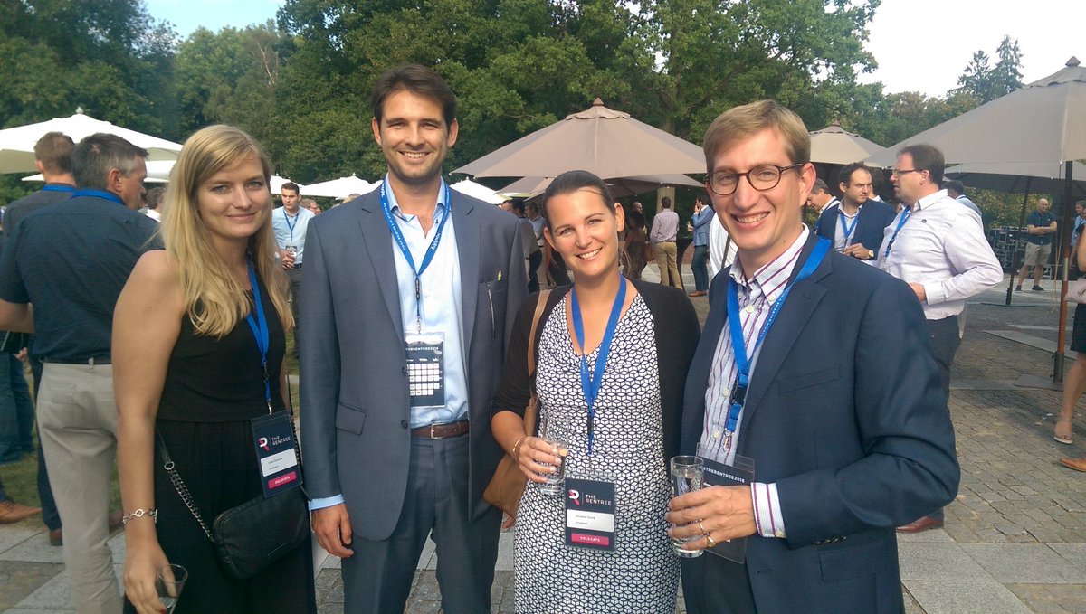 Universem's tweet photo. A part of the @Universem team is present at the event #TheRentree2016 https://t.co/nuvPINJkb1