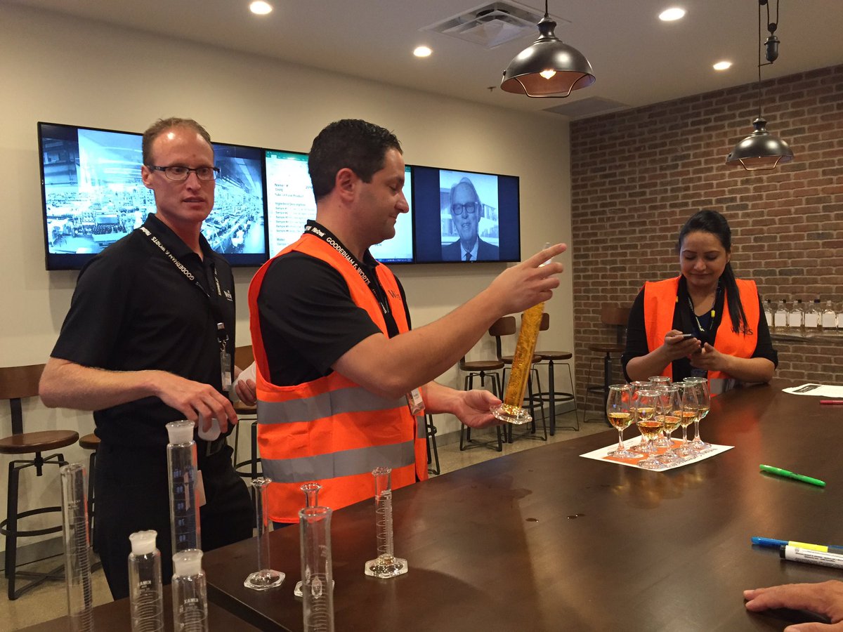 BuNdOAVFC's tweet photo. #creatinglegends Master blending #corbysw https://t.co/UCCmLqvHab