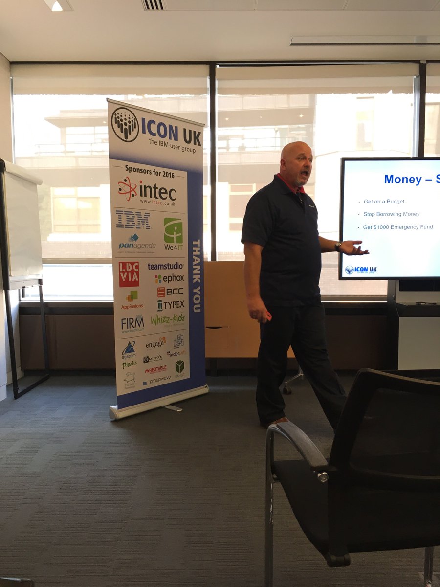 theoheselmans's tweet image. At #IconUK listening to great advice from @spanky762 re. preparing for a possible layoff.