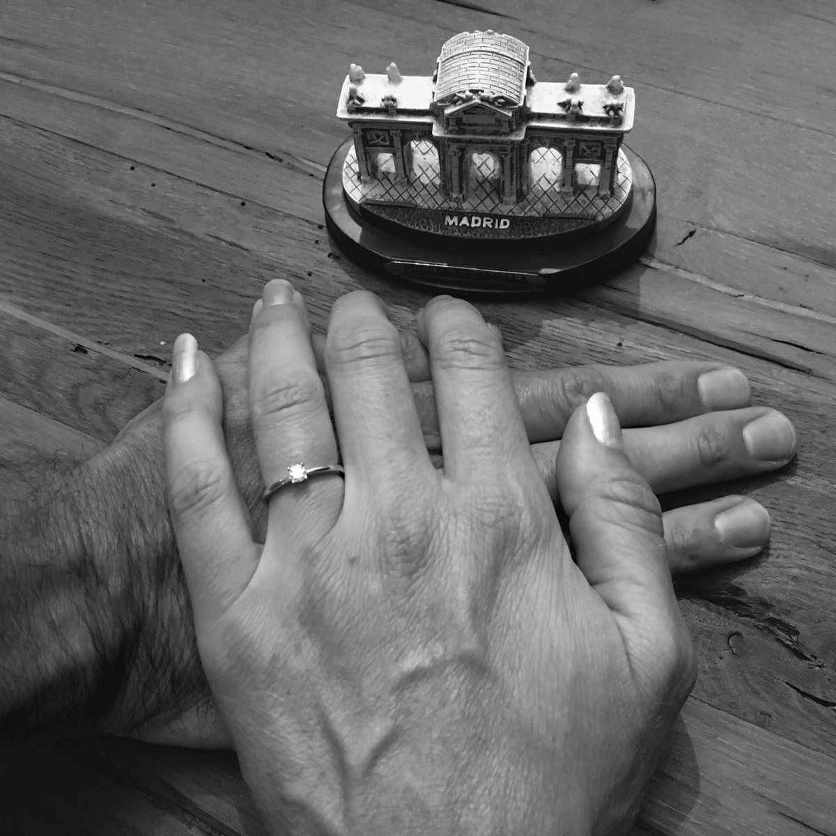 Vera_Koedooder's tweet photo. #TBT to last Monday in Madrid...Our most romantic moment from the past 9,5 years...💍❤️🚣😊 I said YES. #Engaged #Happy https://t.co/wDMmMSRiuQ
